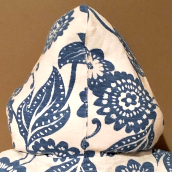 Aeropostale Blue White Delft Delftware Style 100% Cotton Print Hoodie Jacket - Picture 7 of 8